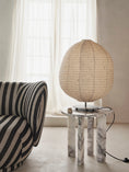 Load image into Gallery viewer, Kurbis golvlampa låg