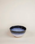 Load image into Gallery viewer, Selected by Enchanté Salladskål svart vit