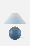 Load image into Gallery viewer, Bordslampa duvblå