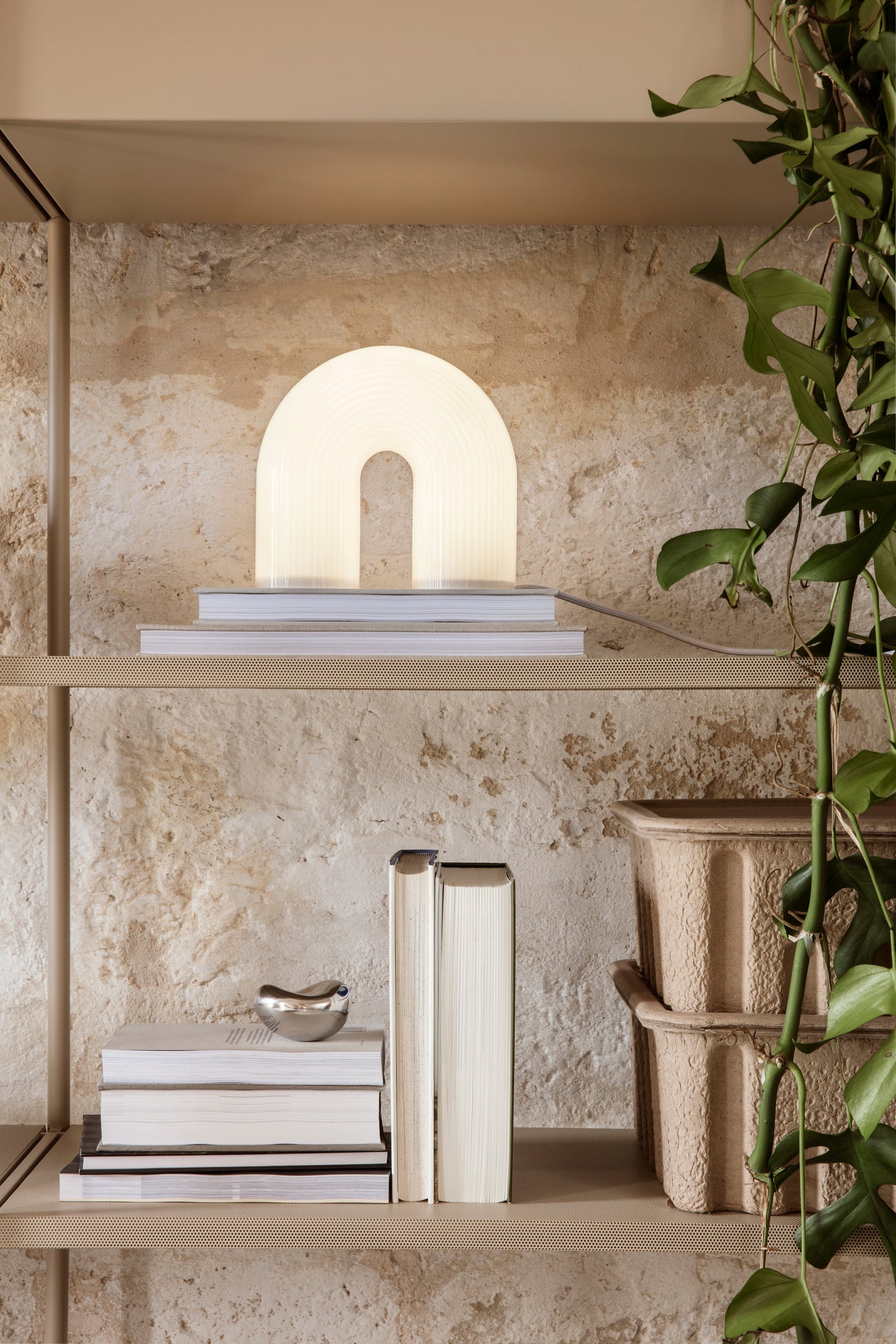 Vuelta Table Lamp - White