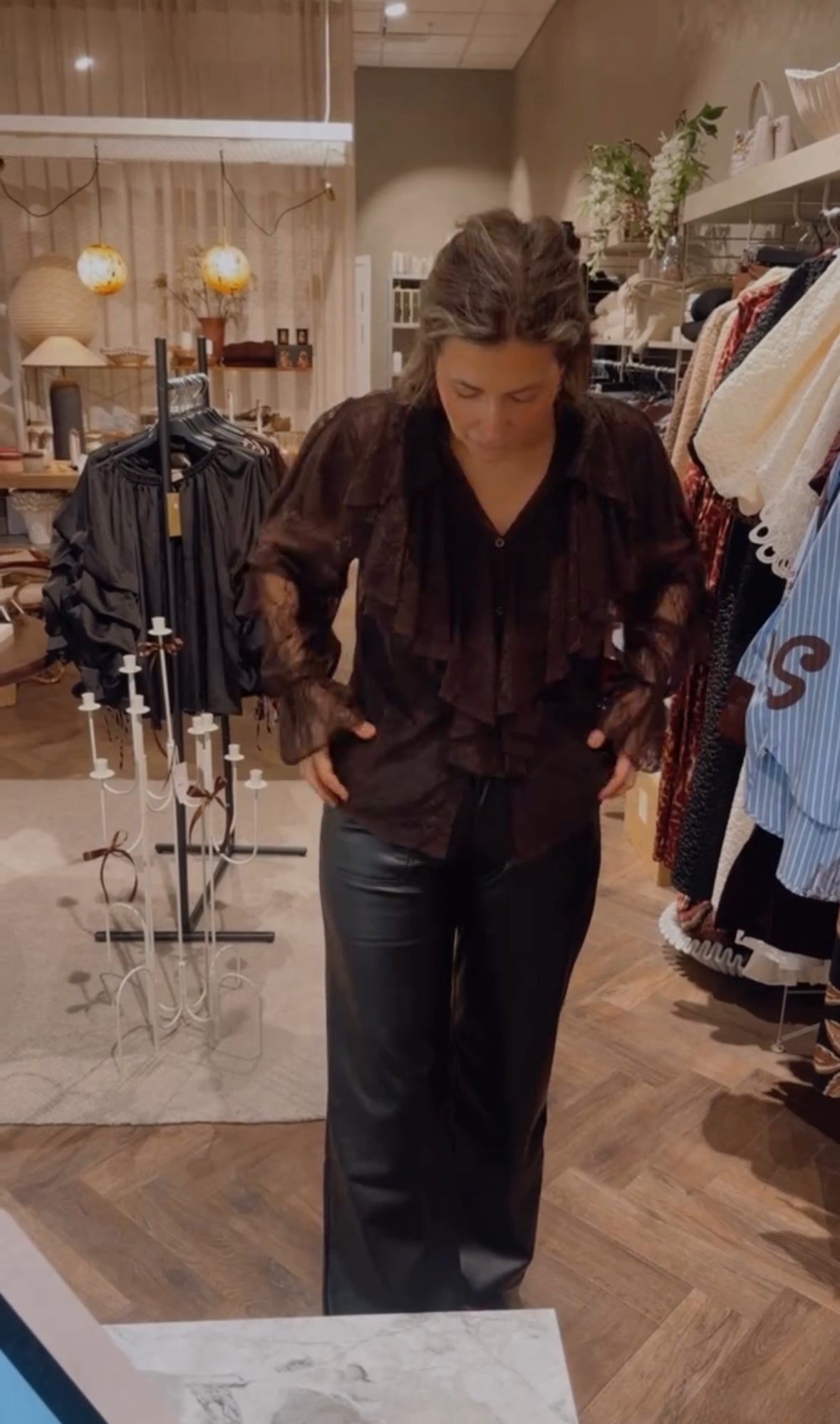 SPETSBLOUSE: Espresso brun