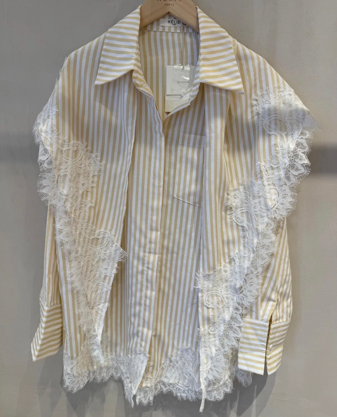 Lisa Blus Beige