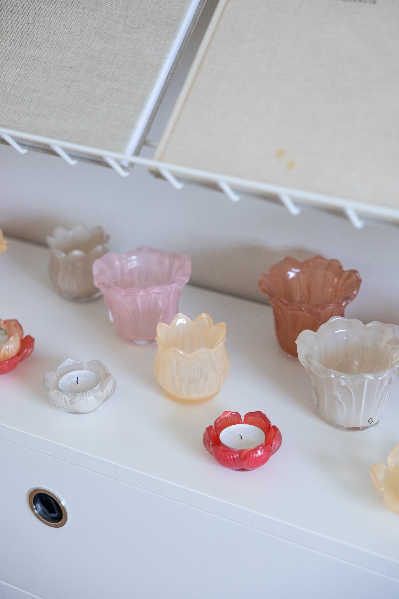 NYBY
Ljusgul ljuslykta