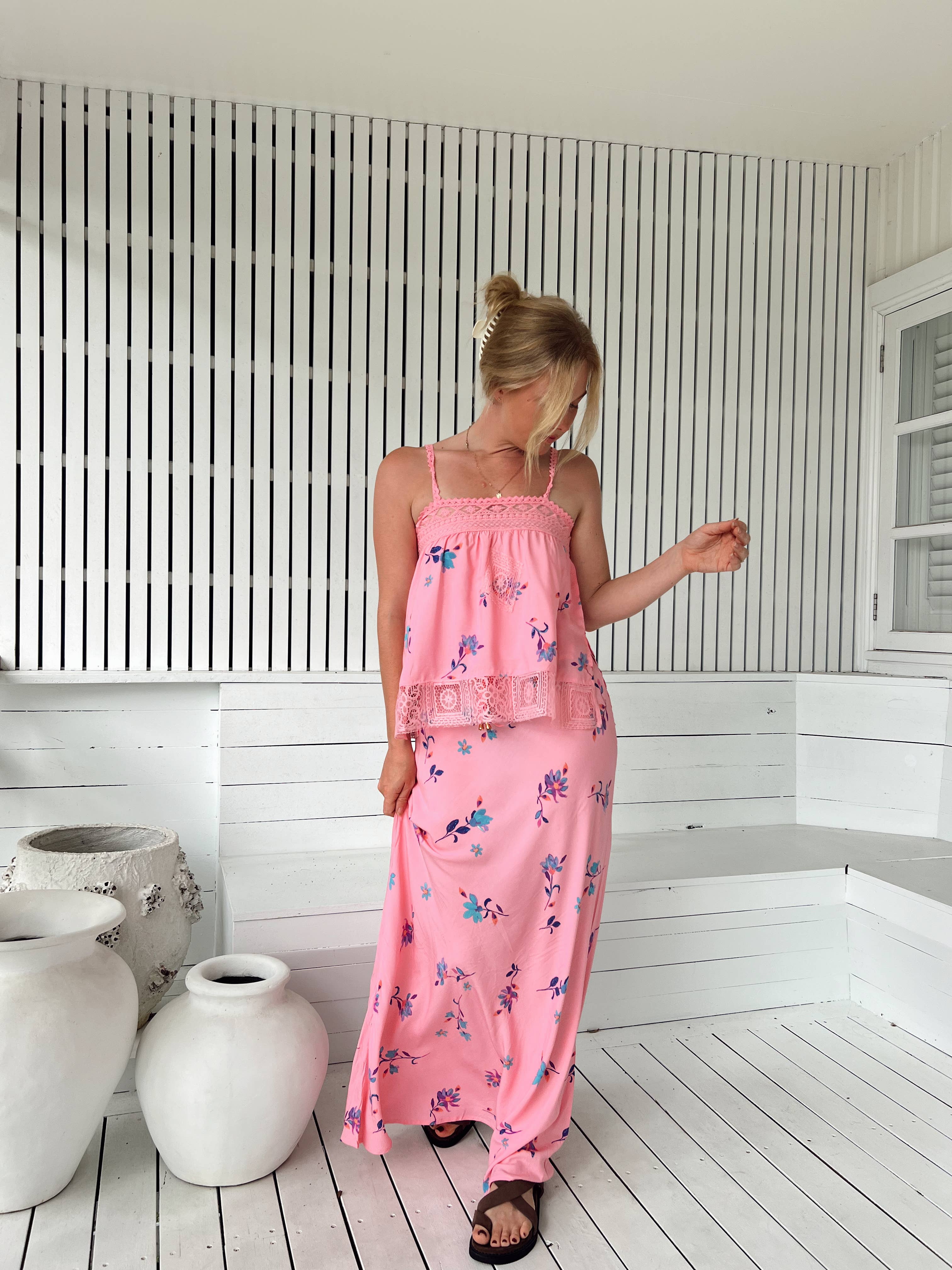 Claudette kjol Summerflowers rosa 100% viscose