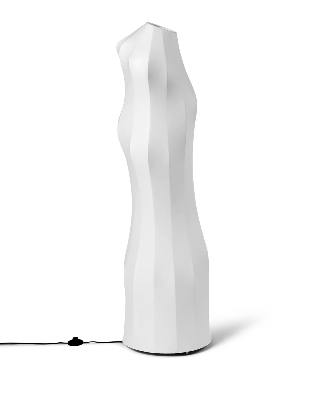 Ferm Living DAE golvlampa ( skickas mot extra frakt kontakta butiken)