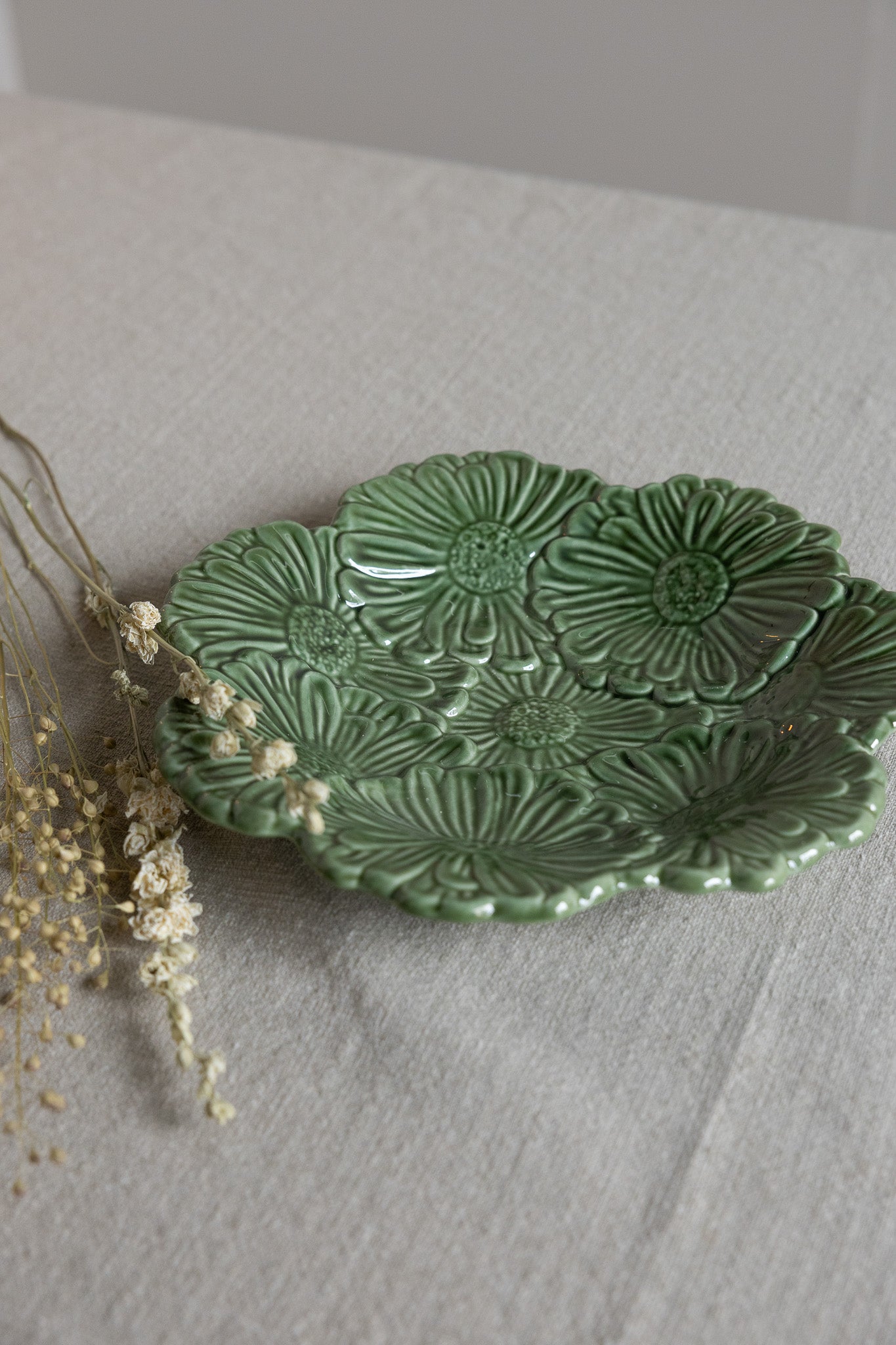 ÄNG
Mörkgrönt fat