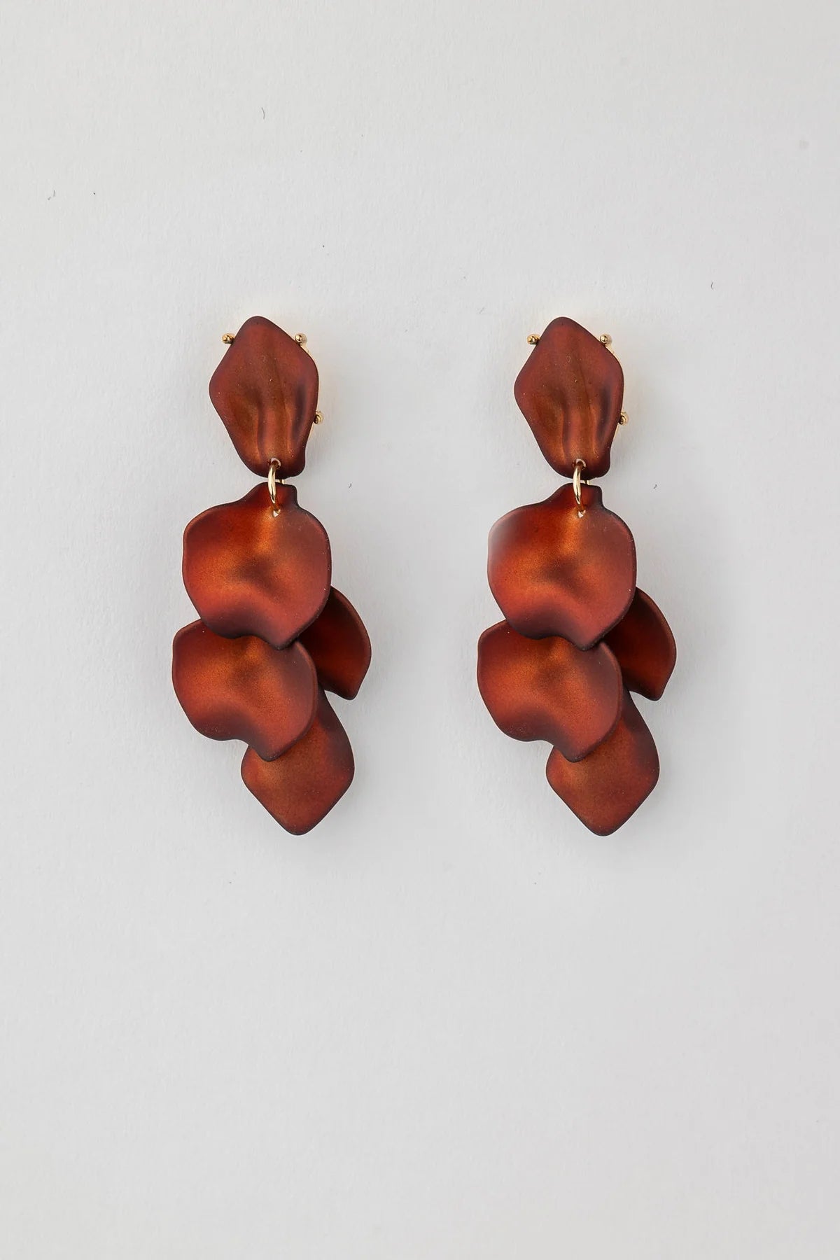 LEAF EARRINGS METALLIC BROWN