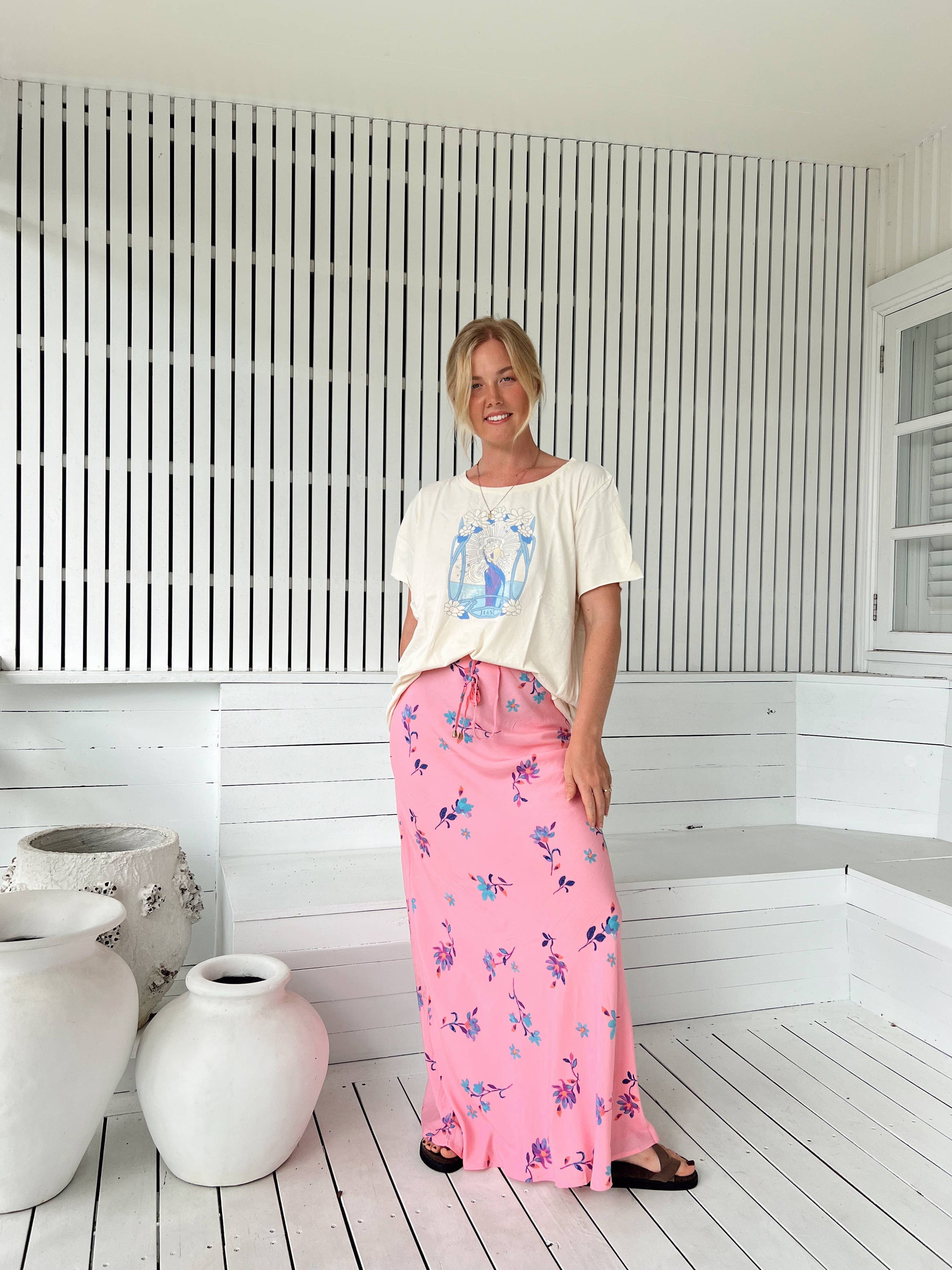 Claudette kjol Summerflowers rosa 100% viscose