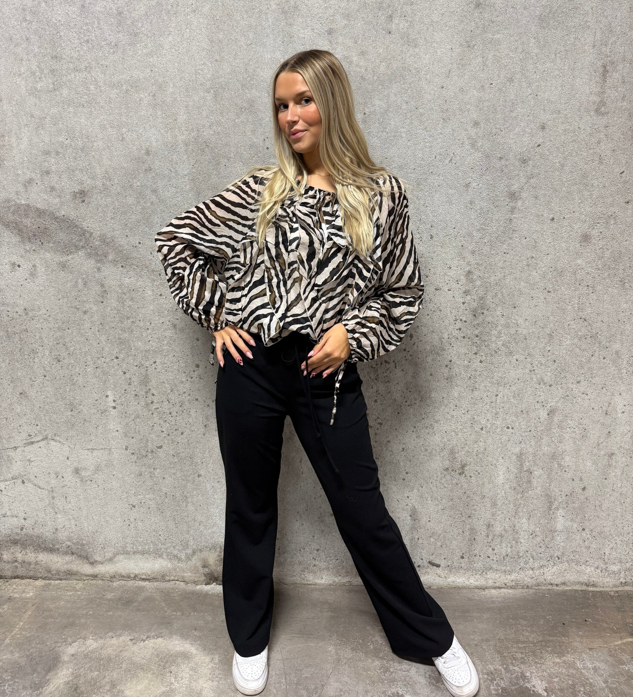 Bella Blouse Zebra