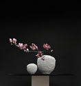 Load image into Gallery viewer, Sunao Vase, Mini - Beehive
