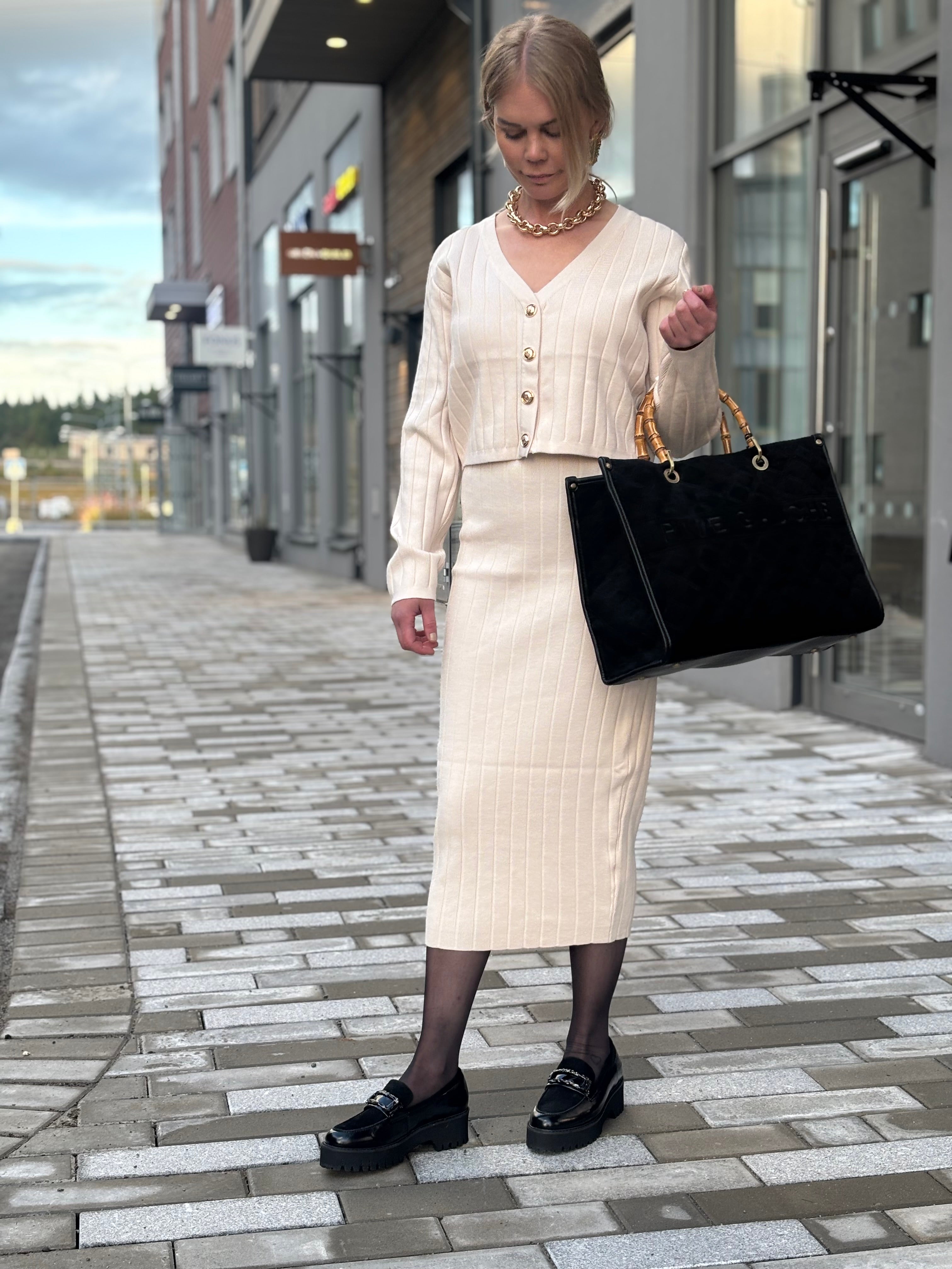 Anna set Cardigan + Dress  Beige