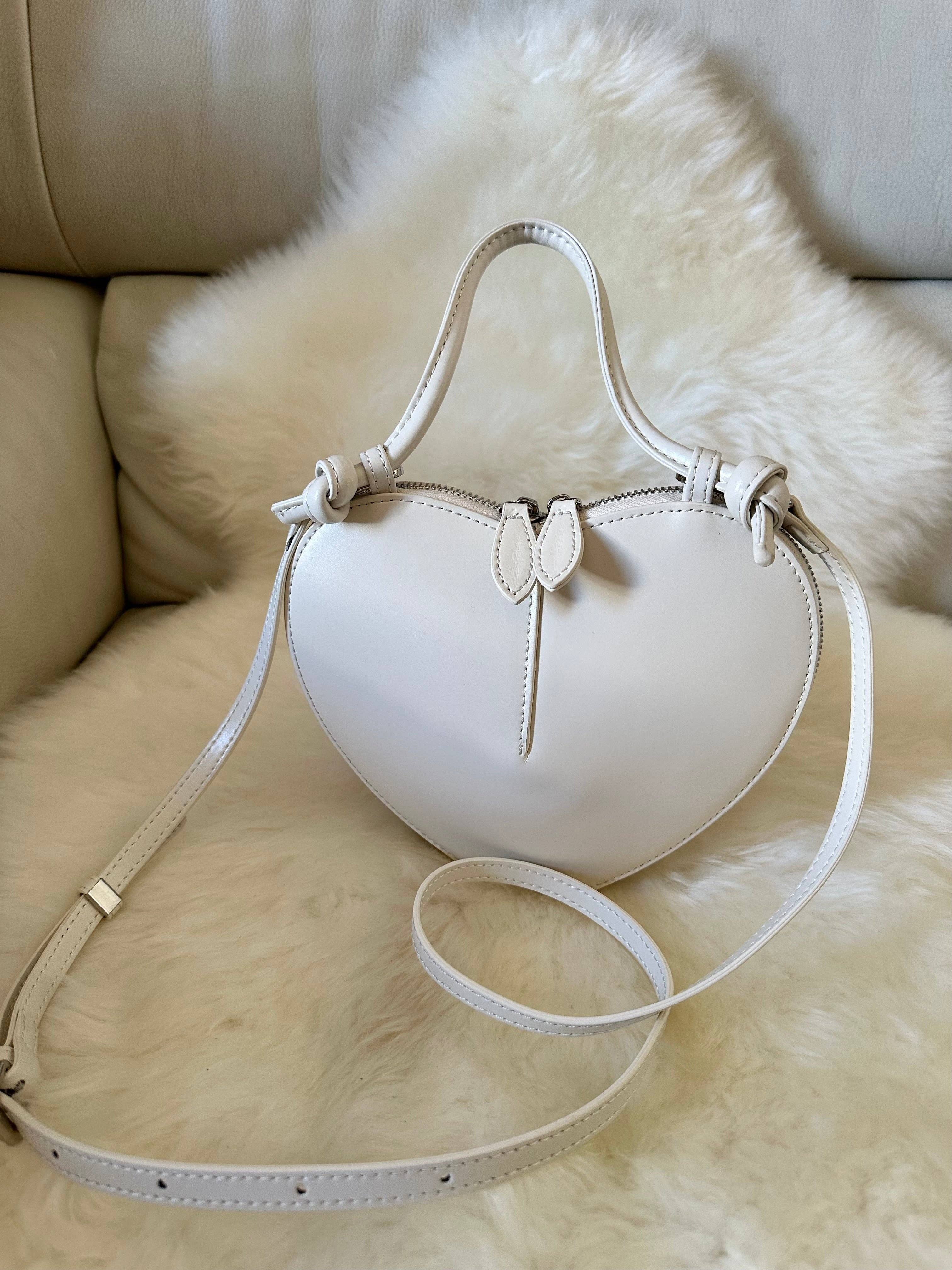 LOVE - äkta läderhandväska: Cream