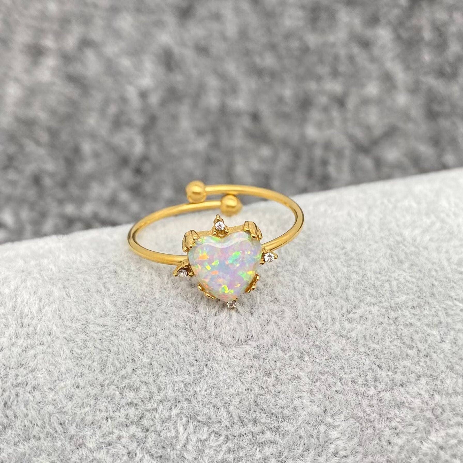 Lucky opal heart ring