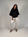 Load image into Gallery viewer, LACE topp creme
