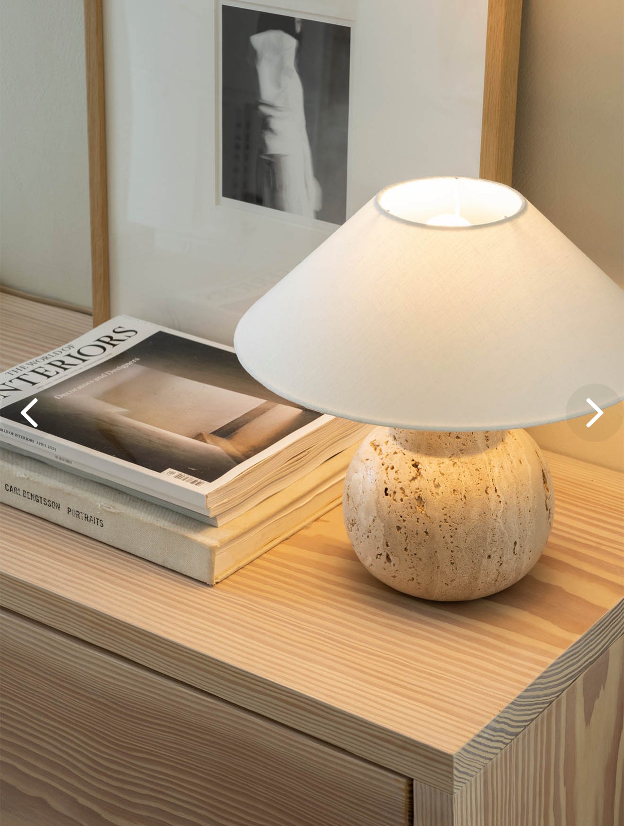 Pella table travertine