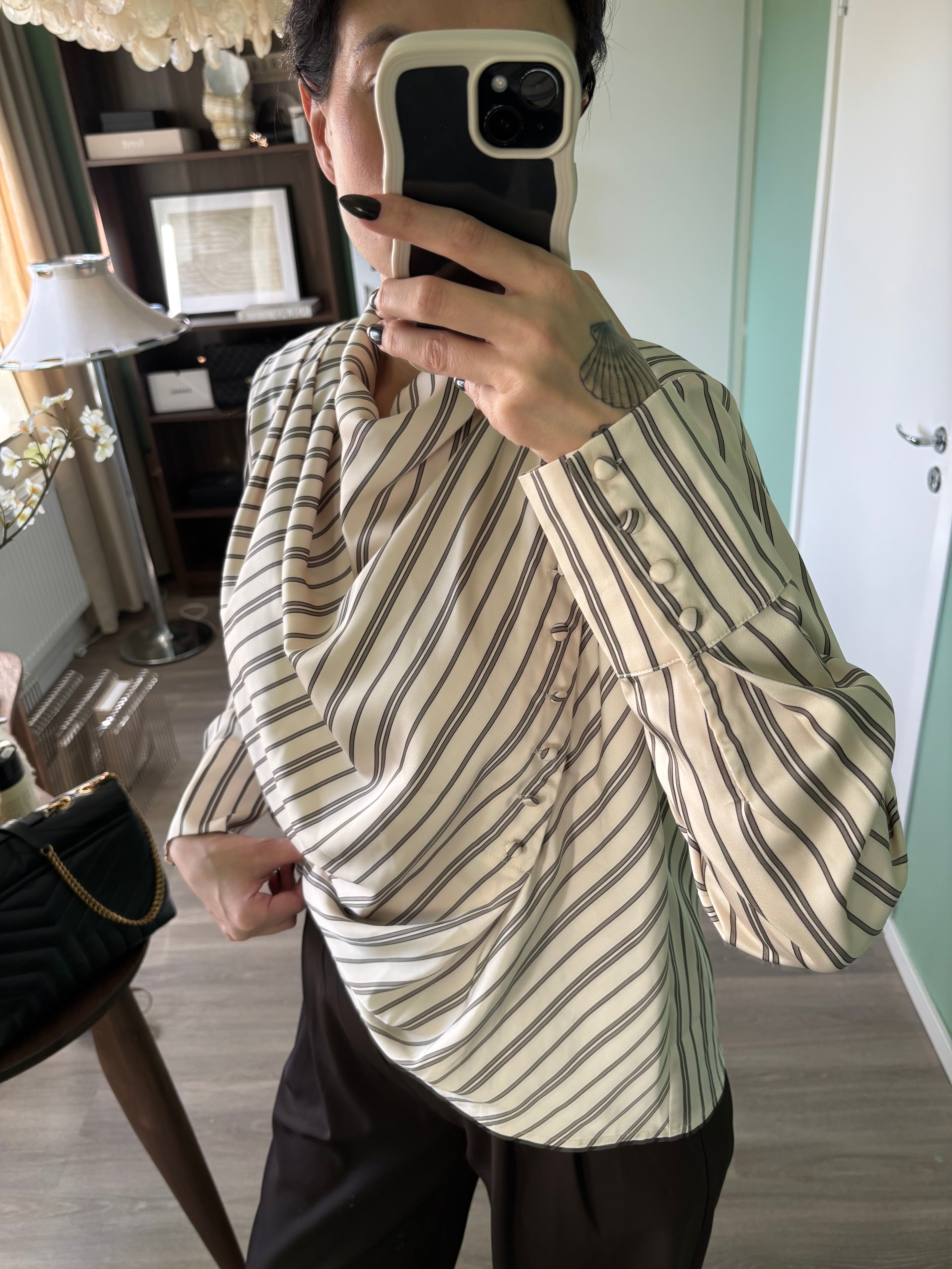 Helly Button Stripe Blouse - Off White