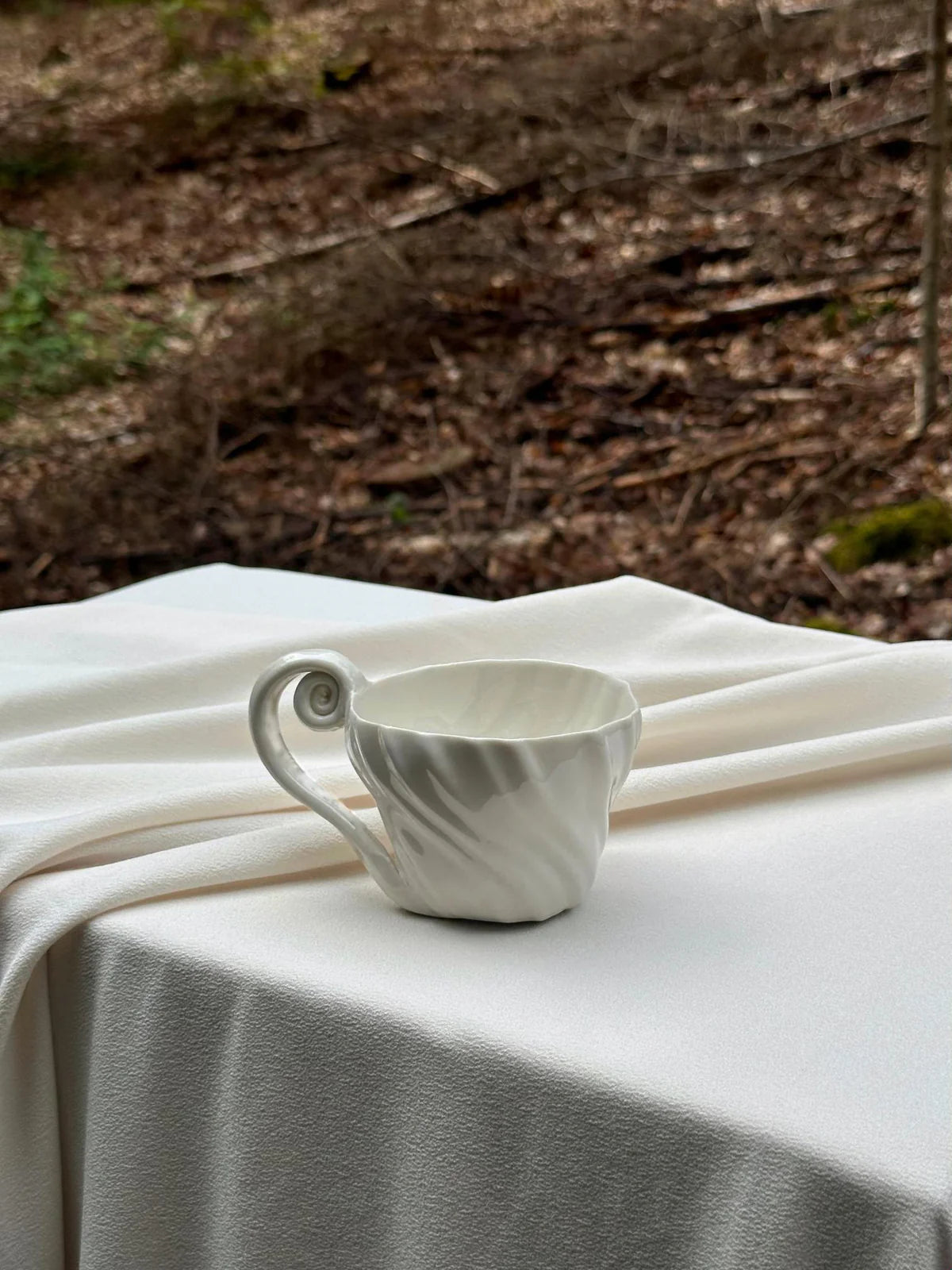 TIDES KOPP MED HANDTAG VIT