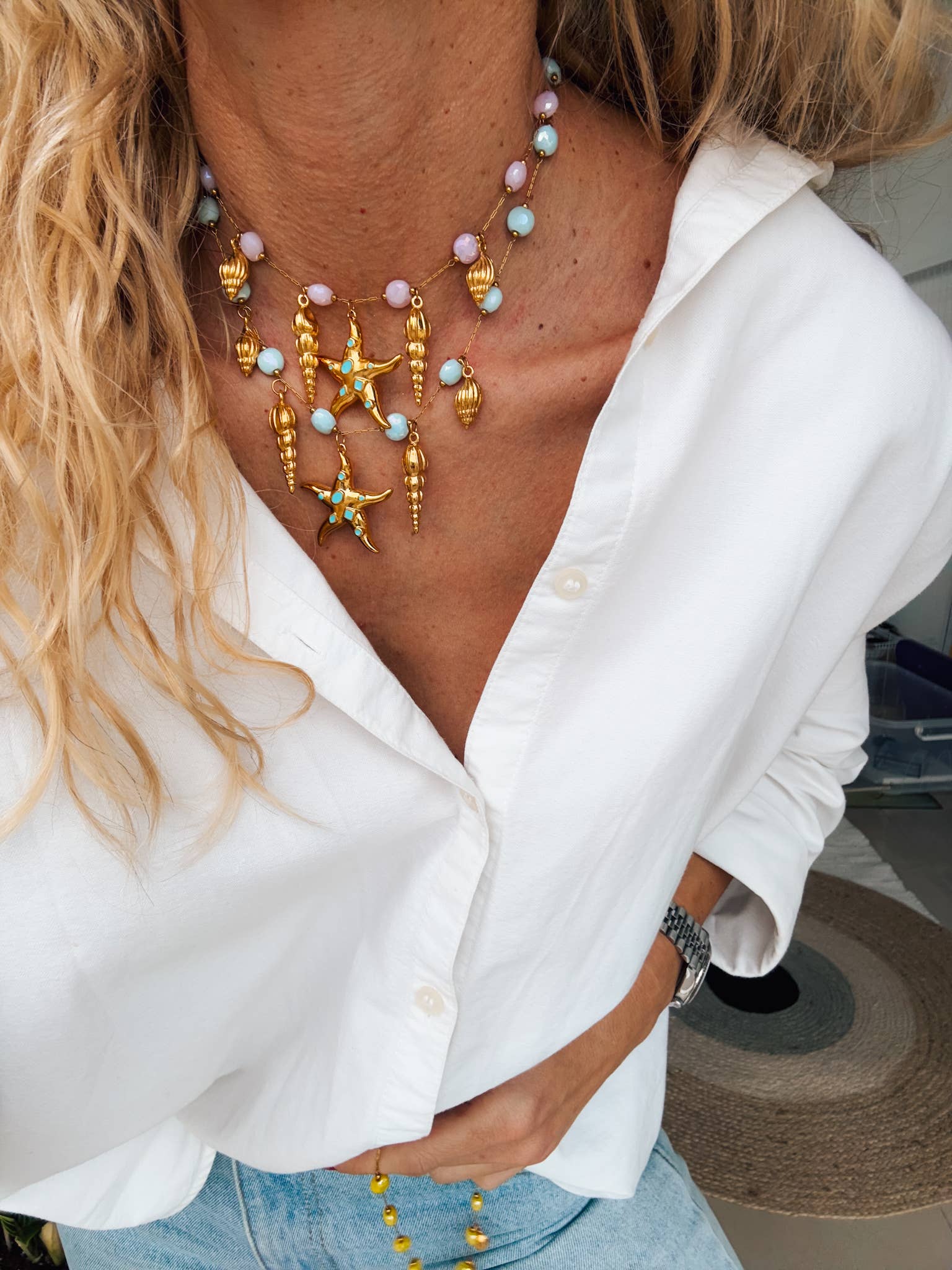 Guld Rosario Choker med tropiska berlocker Färg : Gul