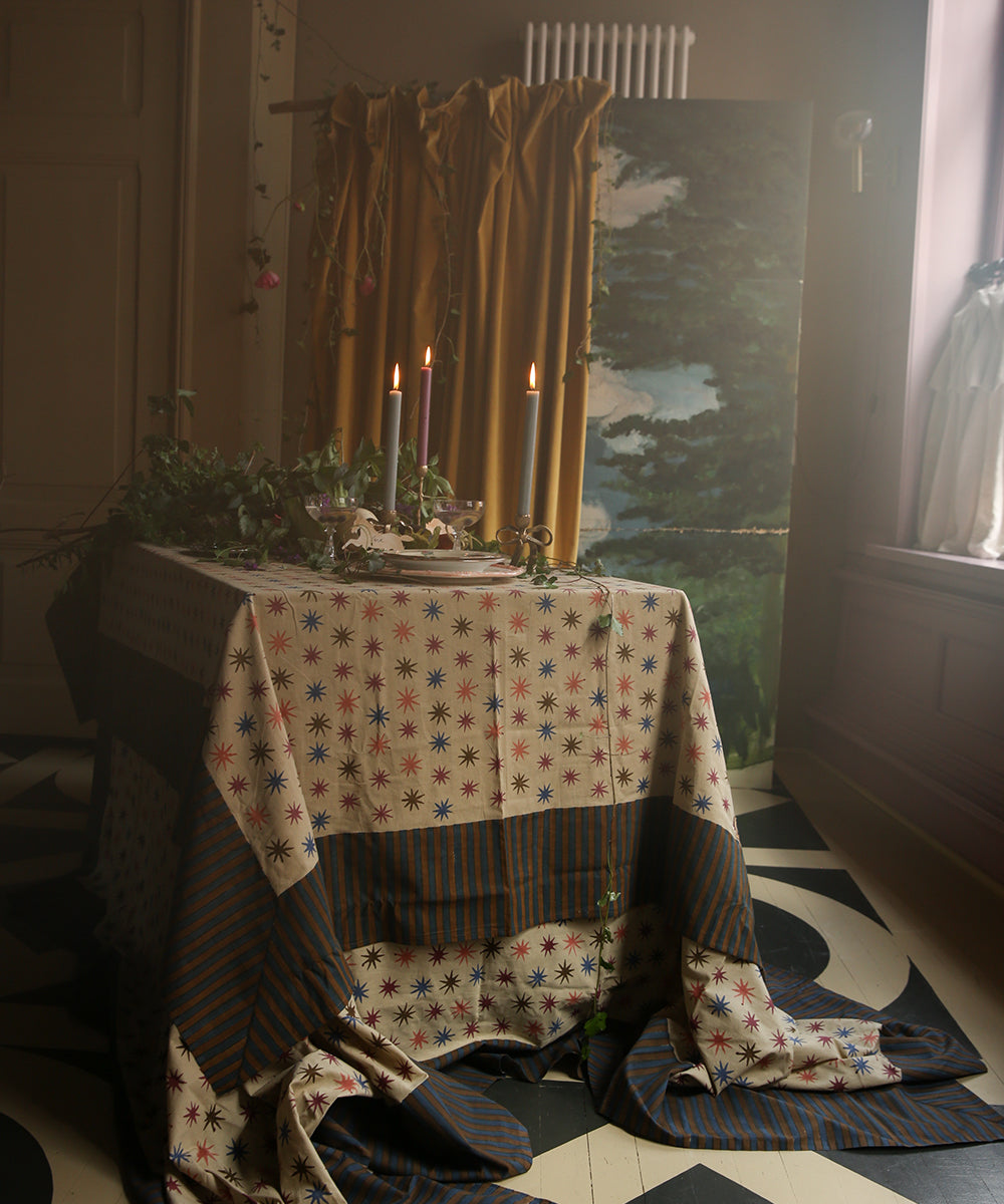 Noa Star Table Throw in Tote Bag