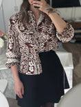 Load image into Gallery viewer, Nola blus Marroon
