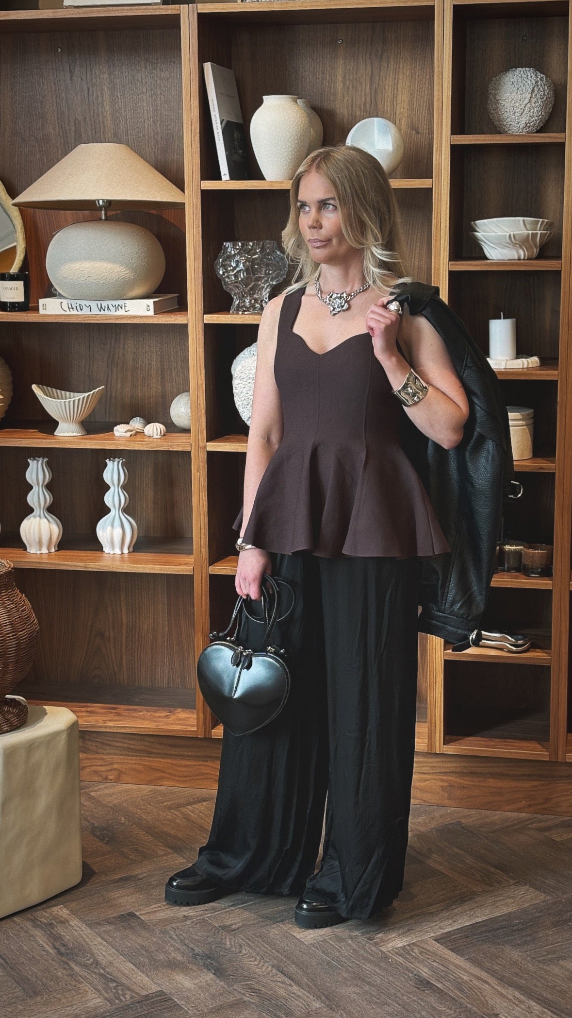 Moa Vida byxor svart