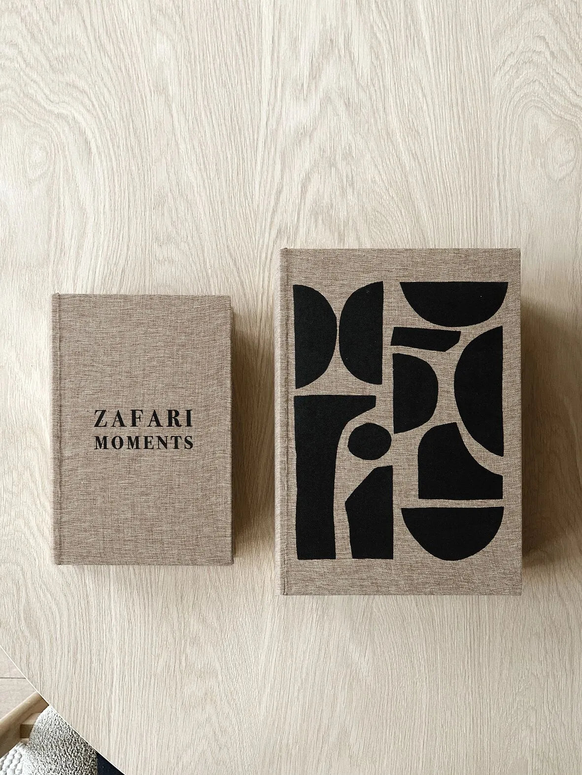 Coffee Table Books Zafari moments set/2