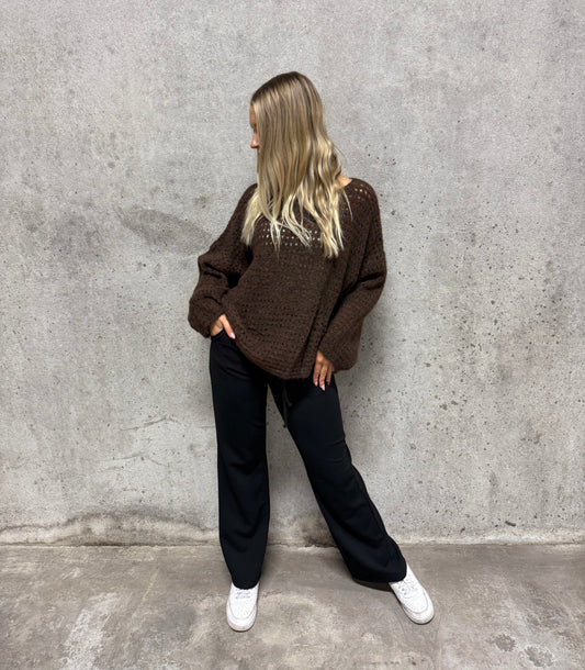 Happy autumn sweater - brown