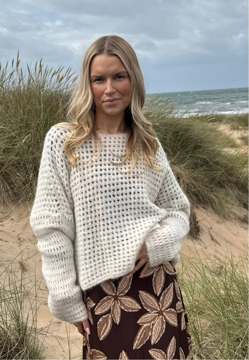 Happy autumn sweater – offwhite