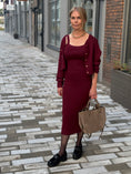 Load image into Gallery viewer, Anna set Cardigan + Dress  Burgundy

