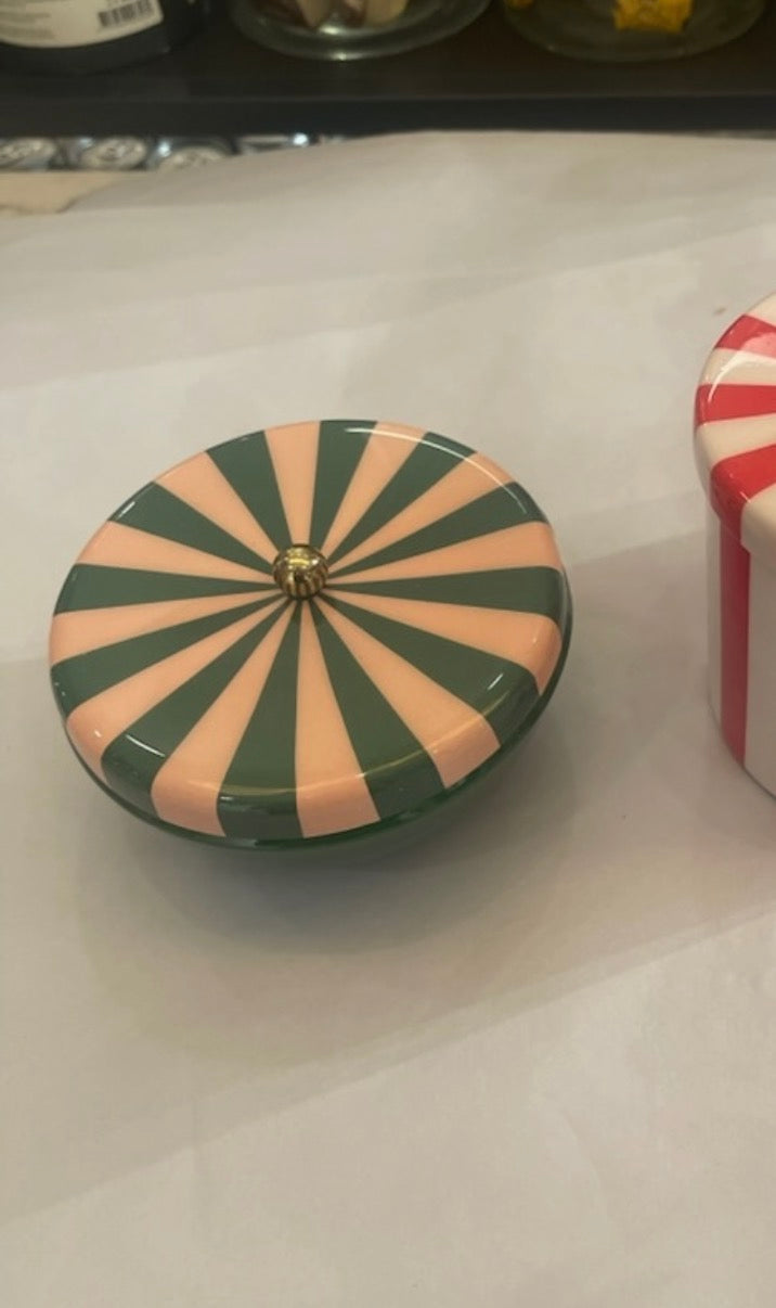 Skål med lock grön