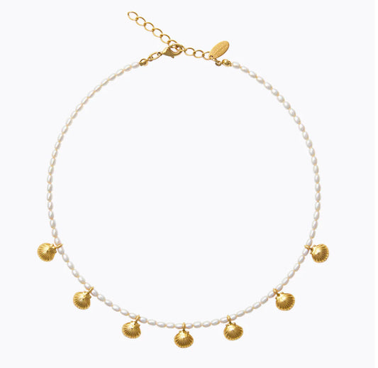 Pearl choker