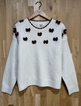 Load image into Gallery viewer, Daisy cardigan med Burgundy rosetter Onesize 36-42
