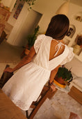 Load image into Gallery viewer, Lilly dress Vit
