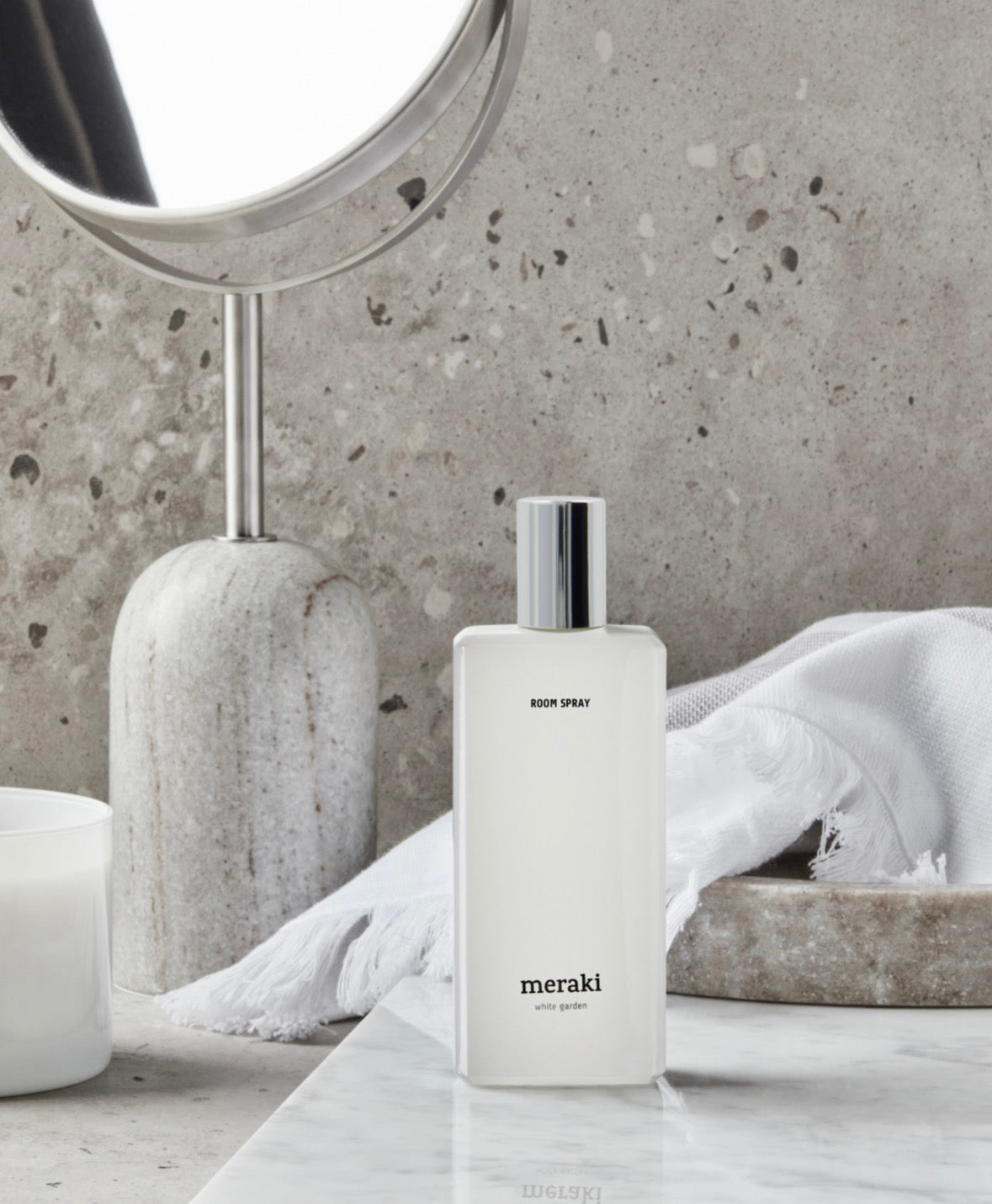 Rumsspray, White garden