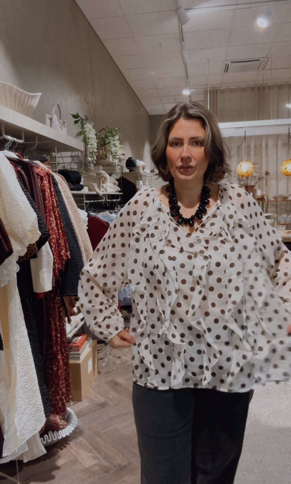 Bella blouse beige brunprickig