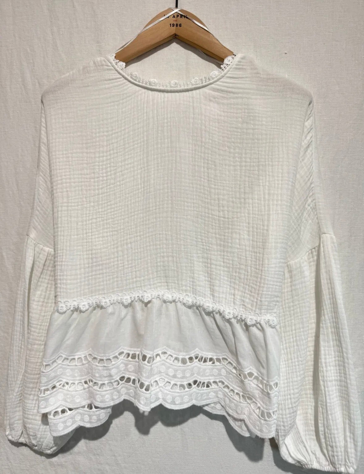 Blus i bommullsmuslin vit