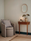 Load image into Gallery viewer, Florentina Vase S
