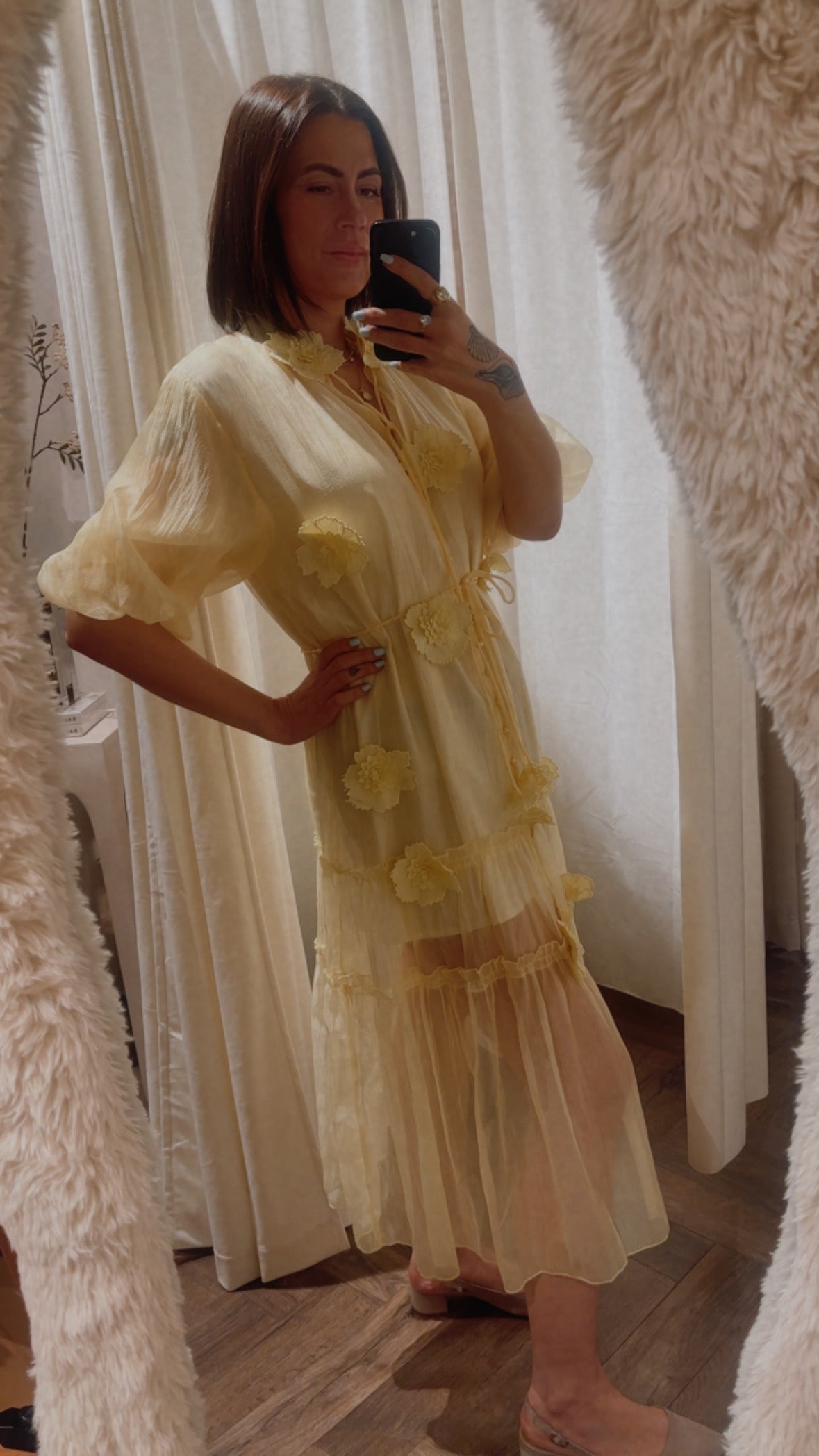 Flowerdress soft yellow