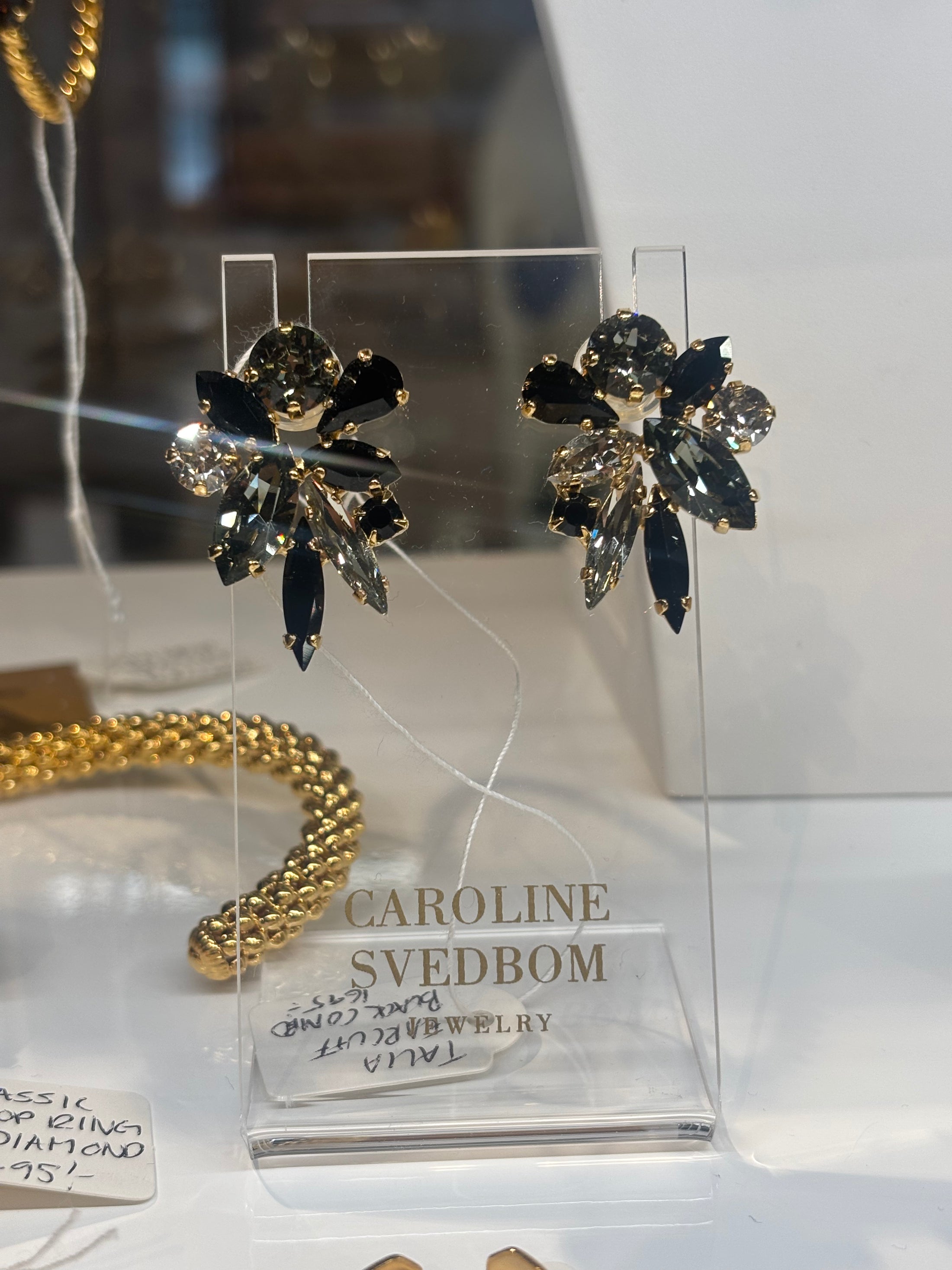 Talia ercuffs gold black combo