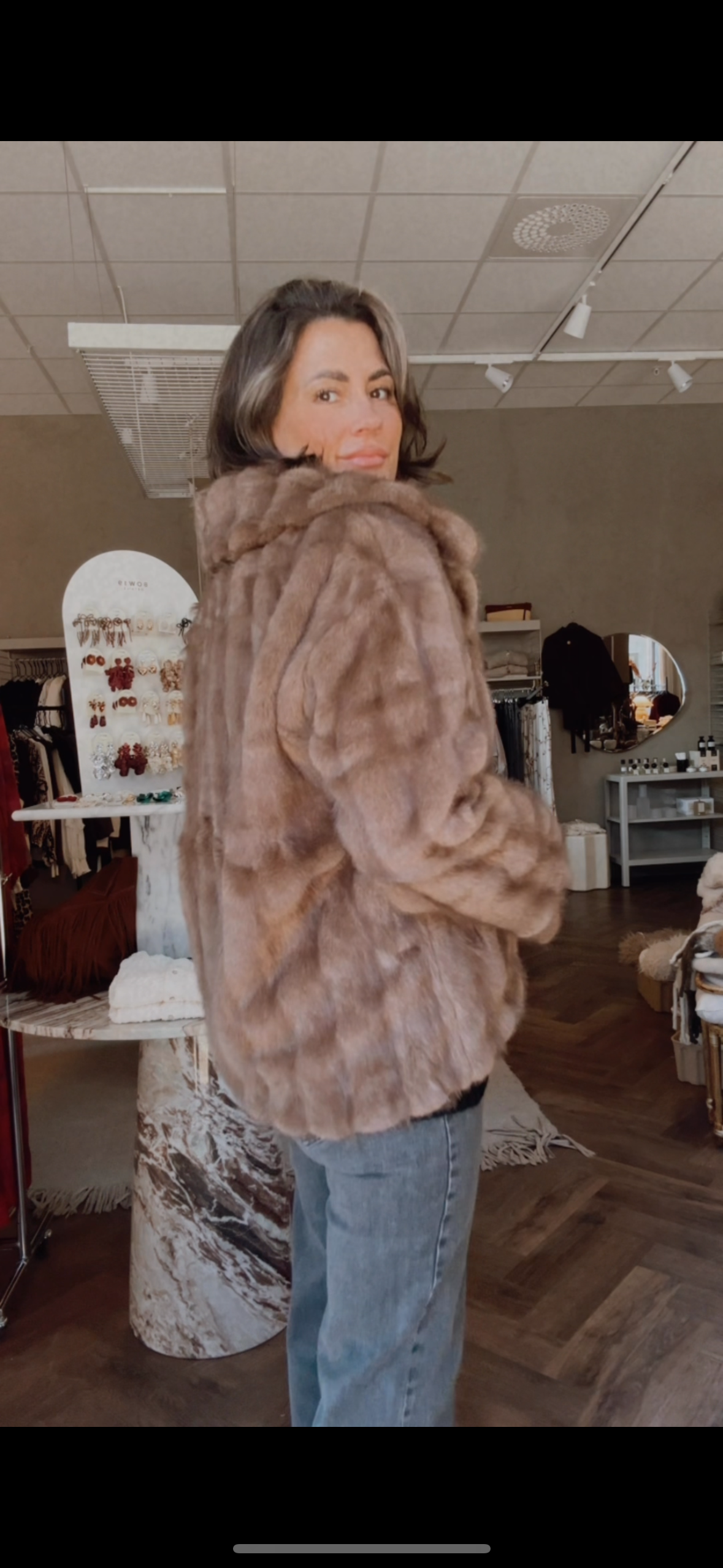 Molly Pälsjacka Taupe