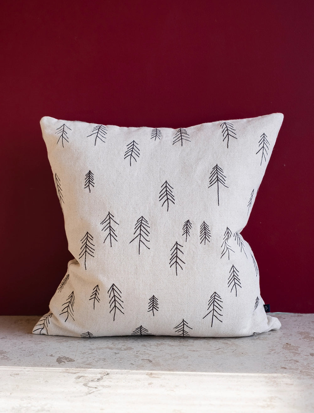 TALL BRODERAT KUDDFODRAL