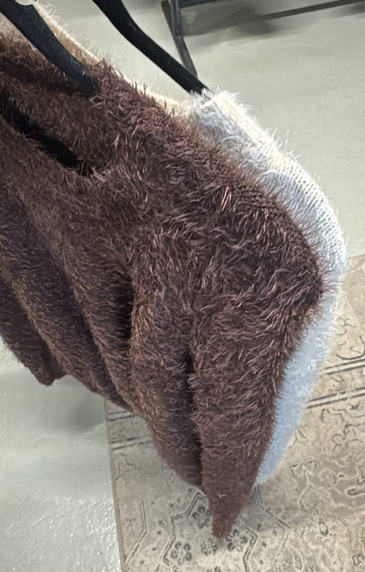 Fluffig tröja Cremevit