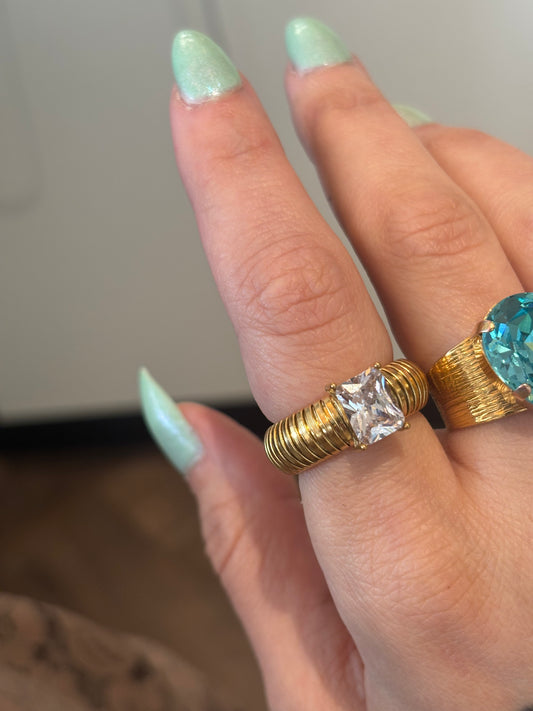 Sahara ring Clear gold 18
