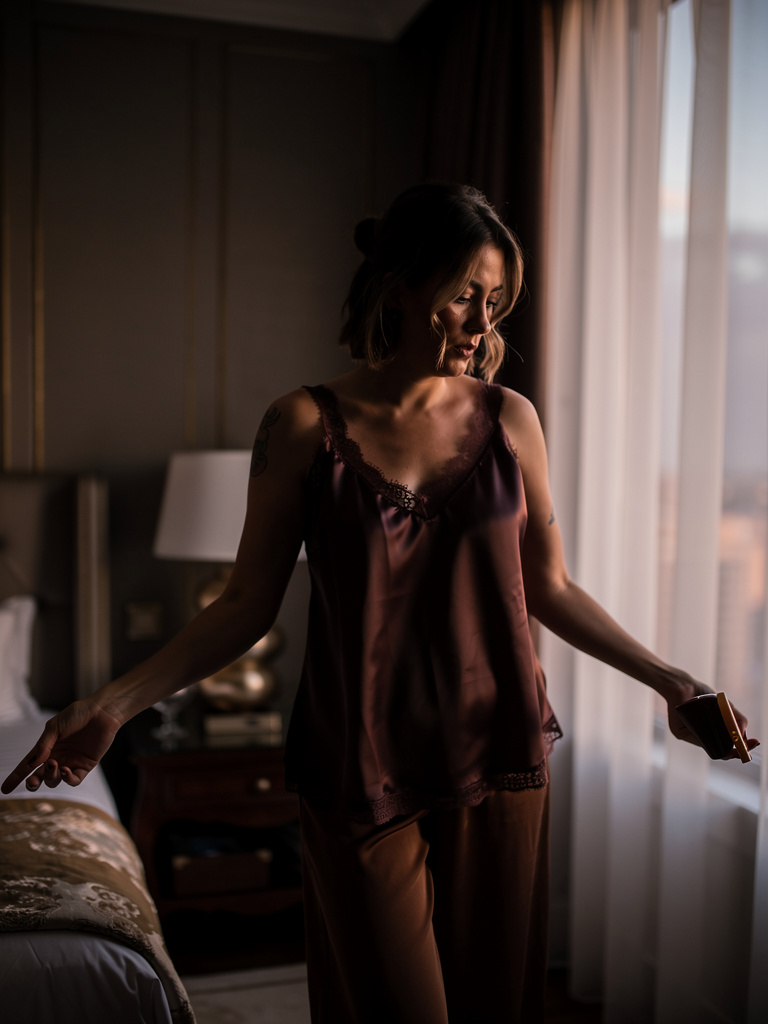 Aurora - Linne med spets Espresso