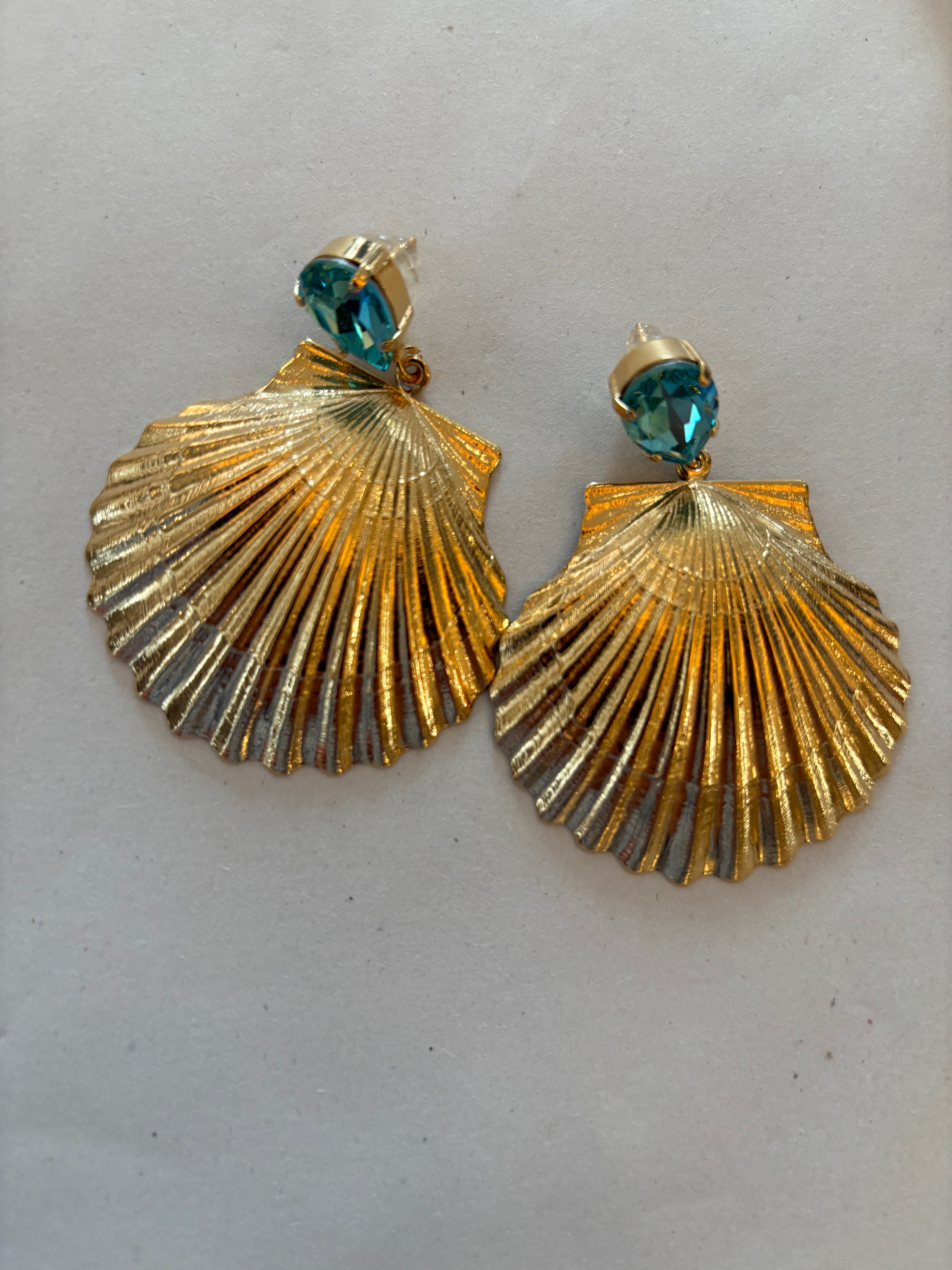 Shell earrings Light Turquoise Gold