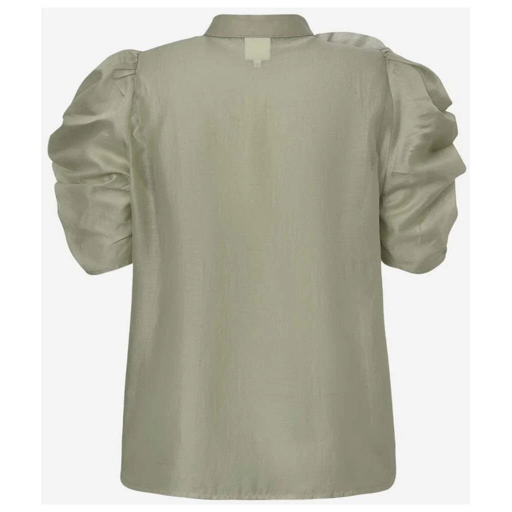 AnnsofiGO Blouse Light Dusty Green i lager 9/6 Förboka