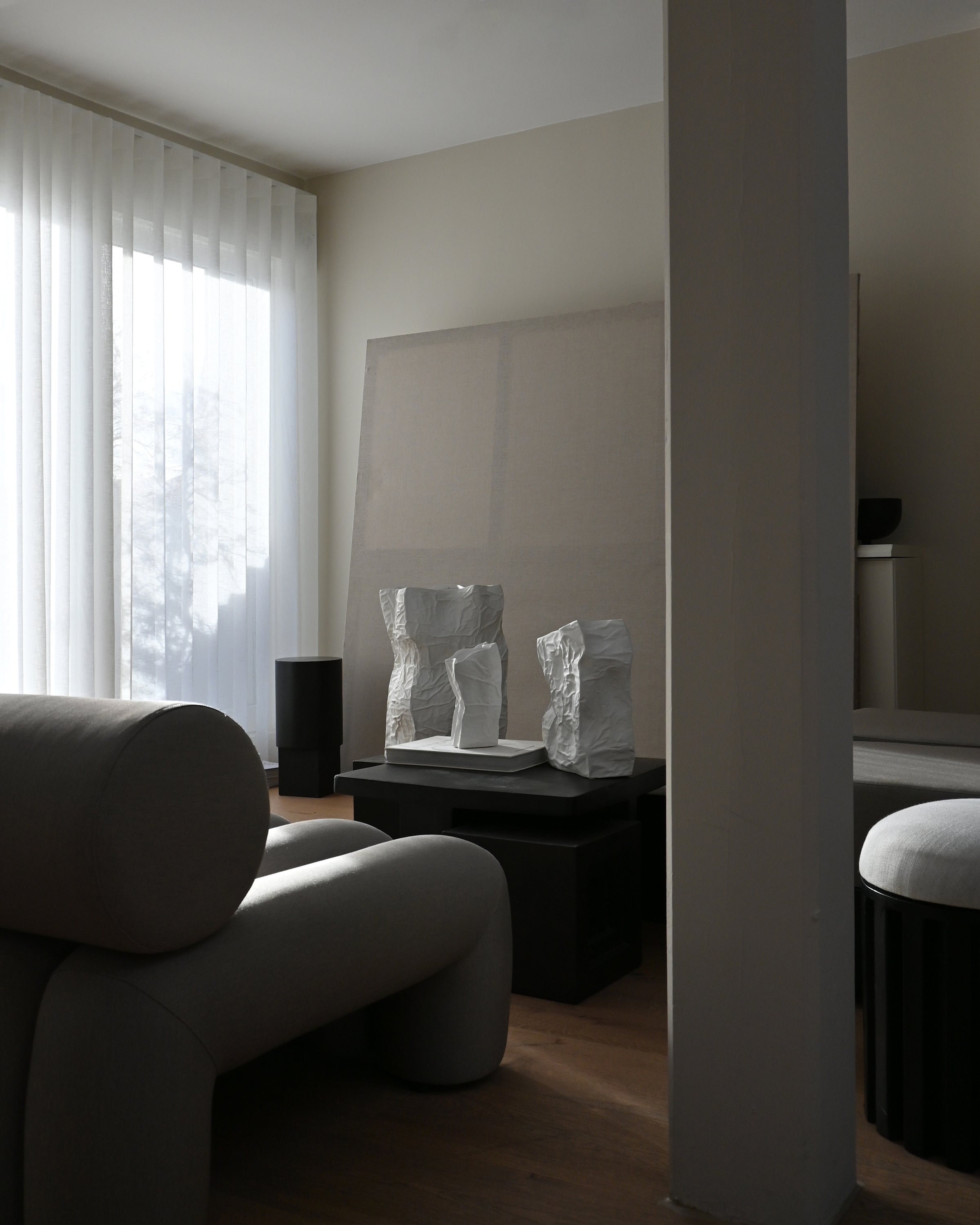 Kami Vase, Medio - Bone White