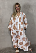Load image into Gallery viewer, Zassi dress SAND PRINT
