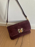 Load image into Gallery viewer, VICKY - mocka: Burgundy
