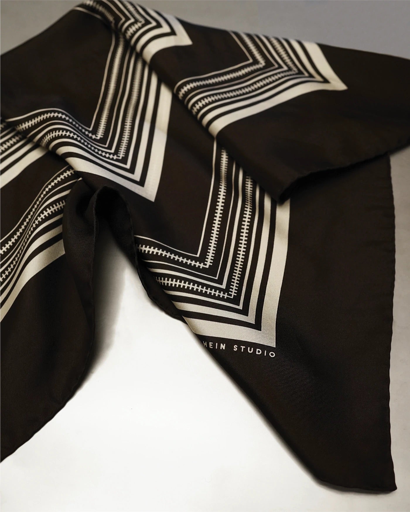 Awena scarf no : 01 - brown/creme